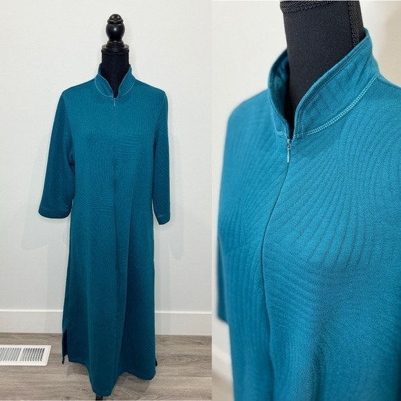 Natori Blue Long Sleeve Front Zip Modest Lounger (M) - Picture 1 of 8